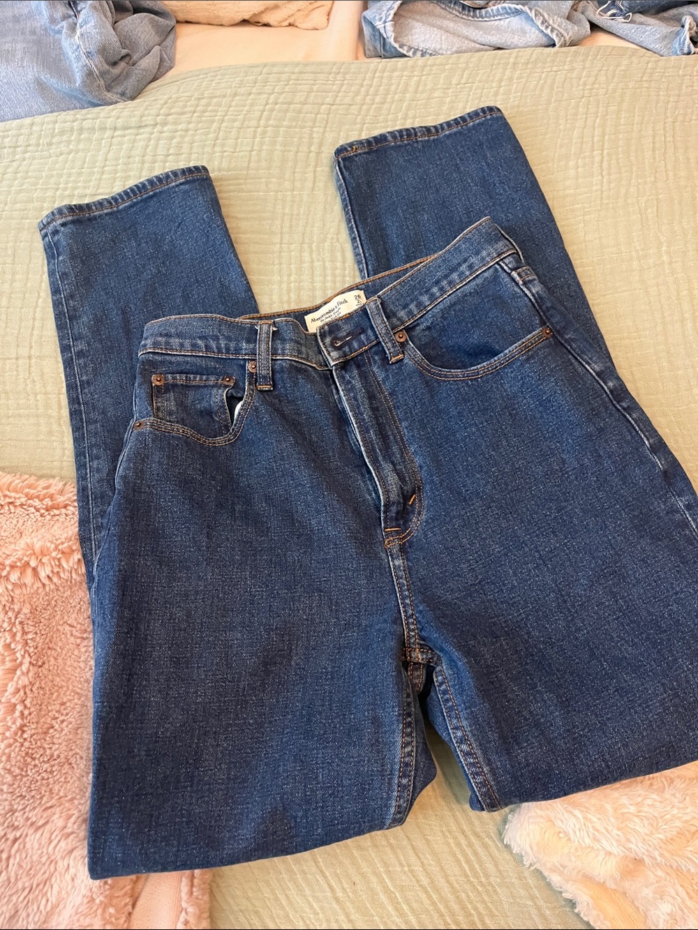 Abercrombie & Fitch Women's Straight Leg Jeans - Dark Blue
